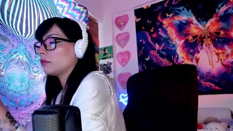 Snapshot of bad_cherry chatting on 01.29.25 Bratty Lanita - independent online show from 01.29.25