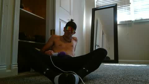 Snapshot of badassguy884159 chatting on 07.19.26 badassguy884159 online show from 07.19.26