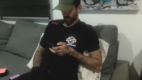 BadCouple  online show from 09.26.25