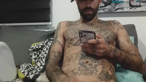 BadCouple  online show from 10.27.25