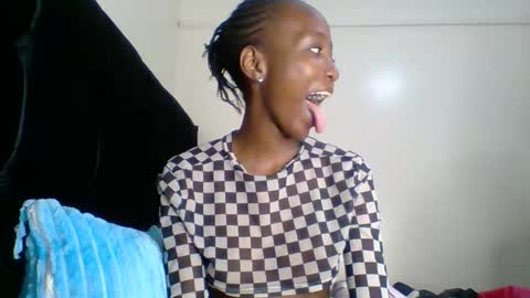 baddie_bunnie online show from 11.29.25