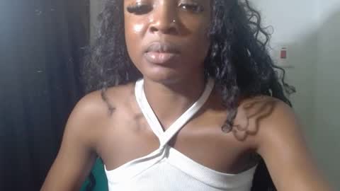 Snapshot of baddiebitchx chatting on 05.26.26 baddiebitchx online show from 05.26.26