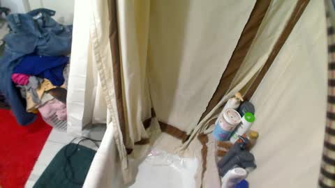 Snapshot of badnews68 chatting on 12.18.24 StillPoPimpin online show from 12.18.24