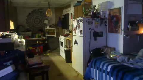 Snapshot of badnews68 chatting on 12.26.24 StillPoPimpin online show from 12.26.24