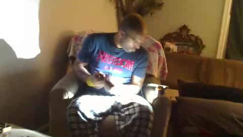 Snapshot of badnews68 chatting on 09.20.25 StillPoPimpin online show from 09.20.25