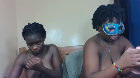 bads_girles online show from 12.20.25