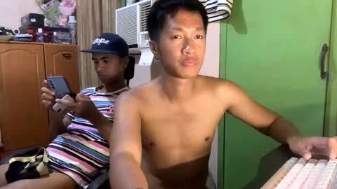 Snapshot of baggage00 chatting on 04.05.26 baggage00 online show from 04.05.26