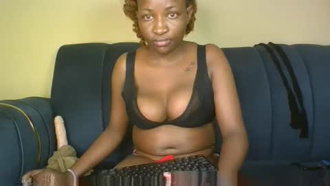 Snapshot of bambi_blush chatting on 09.08.25 bambi online show from 09.08.25