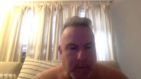 Snapshot of banana5289 chatting on 01.01.25 banana5289 online show from 01.01.25