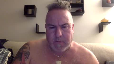 Snapshot of banana5289 chatting on 02.28.25 banana5289 online show from 02.28.25