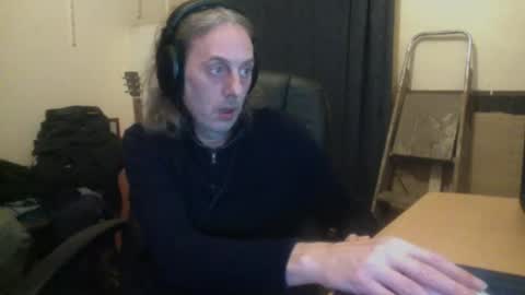 bangintoleather online show from 11.27.25