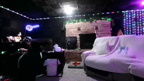 Snapshot of banjoey48 chatting on 01.12.26 BANJOEY online show from 01.12.26