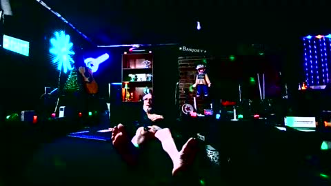 BANJOEY online show from 04.17.26