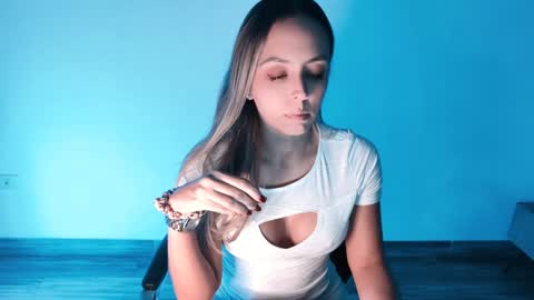 Snapshot of barbara_weber chatting on 01.07.25 barbara_weber online show from 01.07.25