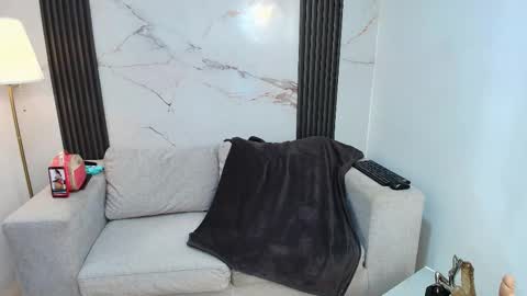 Snapshot of barbaraferrer69 chatting on 12.22.25 BARBARA FERRER online show from 12.22.25