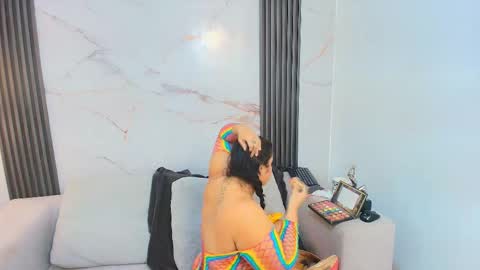 Snapshot of barbaraferrer69 chatting on 01.15.26 BARBARA FERRER online show from 01.15.26