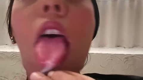 barbi_boobs online show from 04.19.26