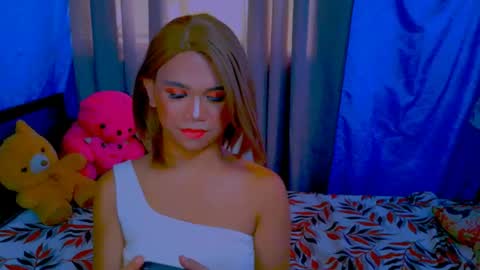 Snapshot of barbieee_hot chatting on 05.27.26 Barbie online show from 05.27.26