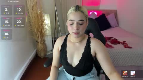 Snapshot of barbiehannab chatting on 03.01.26 barbiehannab online show from 03.01.26