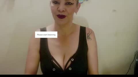 Snapshot of barbiemature chatting on 09.19.25 barbiemature online show from 09.19.25