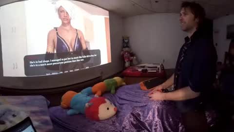 Snapshot of barebearstudio chatting on 12.11.24 barebearstudio online show from 12.11.24