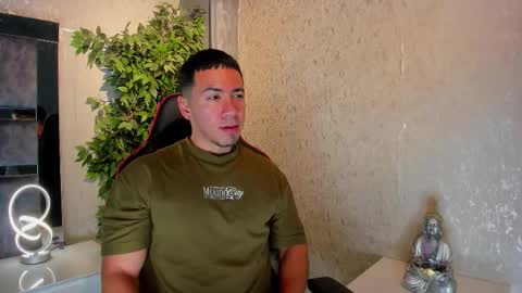 Bastian Independent Model online show from 01.09.26