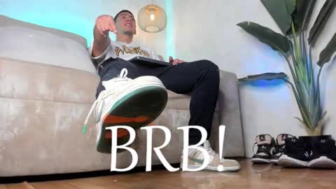 Bastian Independent Model online show from 03.27.26