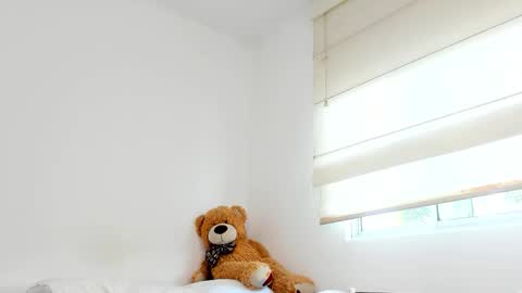 Bastian Maalouf  online show from 12.15.25