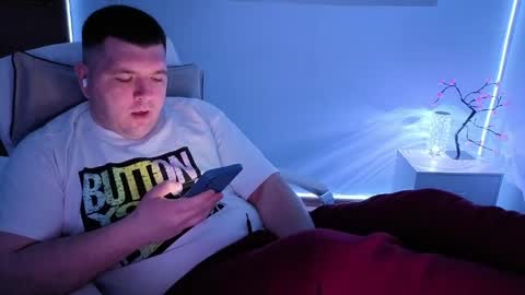 Snapshot of basystem8 chatting on 04.08.26 BASY online show from 04.08.26