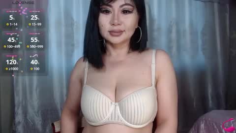 Lara online show from 11.23.25