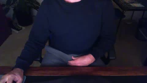 BateBro13 online show from 12.13.24