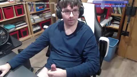 Snapshot of baterricky chatting on 11.02.25 Ricky online show from 11.02.25