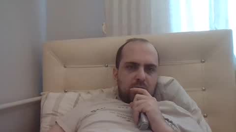 Snapshot of bayto chatting on 02.03.25 bayto online show from 02.03.25