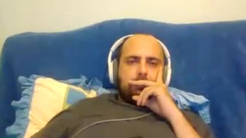 Snapshot of bayto chatting on 07.14.26 bayto online show from 07.14.26