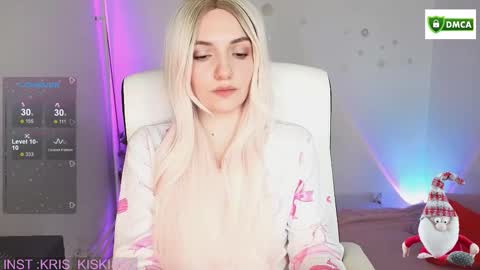 Snapshot of bb_cute1 chatting on 01.12.26 Kris online show from 01.12.26