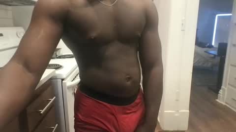 Snapshot of bballer_2002 chatting on 11.13.25 bballer_2002 online show from 11.13.25