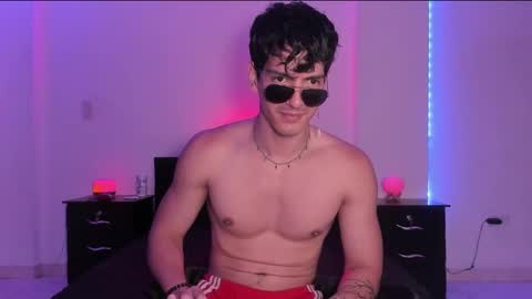 Valentino online show from 01.26.25