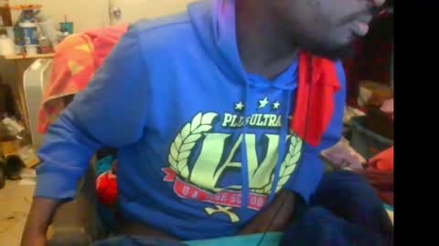 Snapshot of bbc_rocker chatting on 11.11.25 rocker n queen online show from 11.11.25