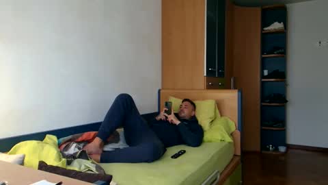 BB Namelezz online show from 10.23.25