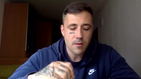 BB Namelezz online show from 04.18.26