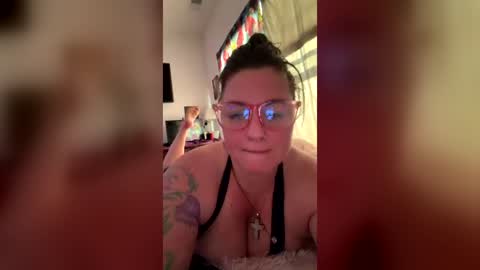 Snapshot of bbreebunnie chatting on 06.22.26 bbreebunnie online show from 06.22.26