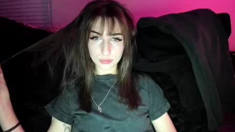 Snapshot of bbshasta chatting on 04.21.26 Shasta online show from 04.21.26