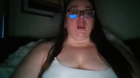 Snapshot of bbwsophiecooks chatting on 05.23.26 Sophie BBW online show from 05.23.26