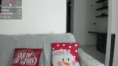 Snapshot of bby_salome_ chatting on 12.15.24 salom online show from 12.15.24