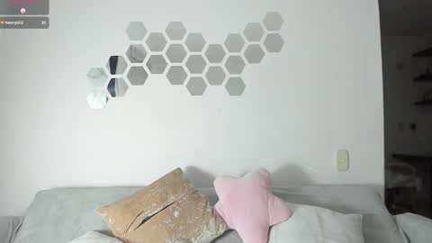 Snapshot of bby_salome_ chatting on 09.24.25 salom online show from 09.24.25