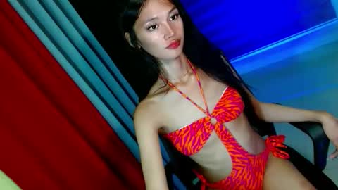 Snapshot of bby_zemira chatting on 05.17.26 URE BBY ZEMIRA online show from 05.17.26