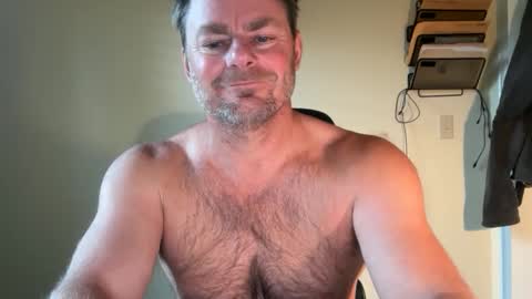 Snapshot of bcjonny chatting on 11.13.25 BCJonny online show from 11.13.25