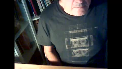 Snapshot of bcn1959 chatting on 11.20.25 bcn1959 online show from 11.20.25