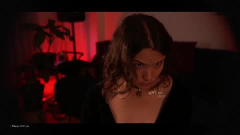 Snapshot of be_lov chatting on 09.11.25 Call me Bells Next Stream on Wednesday Feb 26 online show from 09.11.25