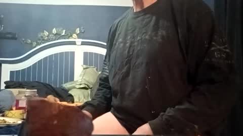 Snapshot of beaatoffbob chatting on 11.18.25 beaatoffbob online show from 11.18.25